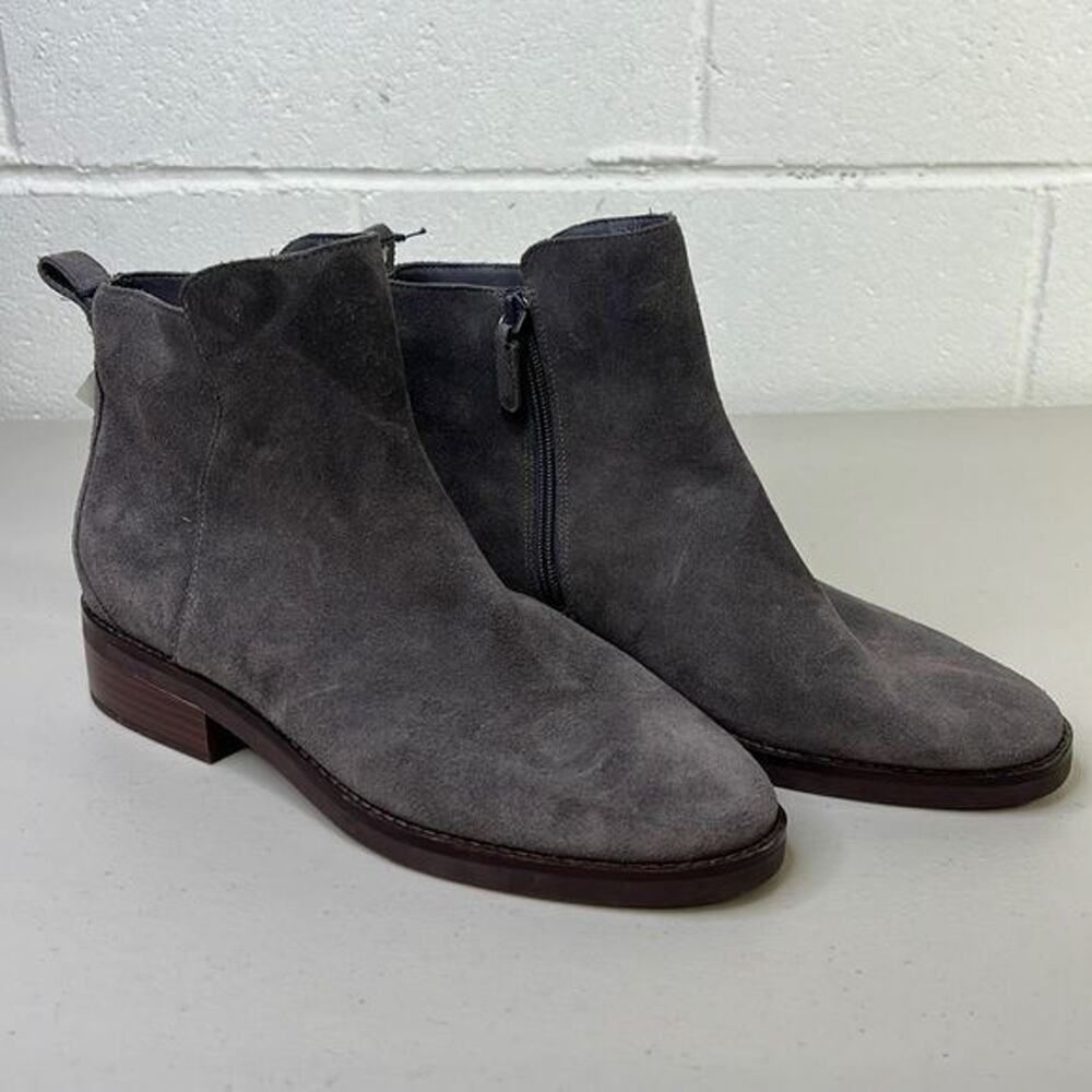 NWT Cole Haan River Round Toe Chelsea Womens Sz 10.5B Boots W26415 suede leather - Picture 2 of 6